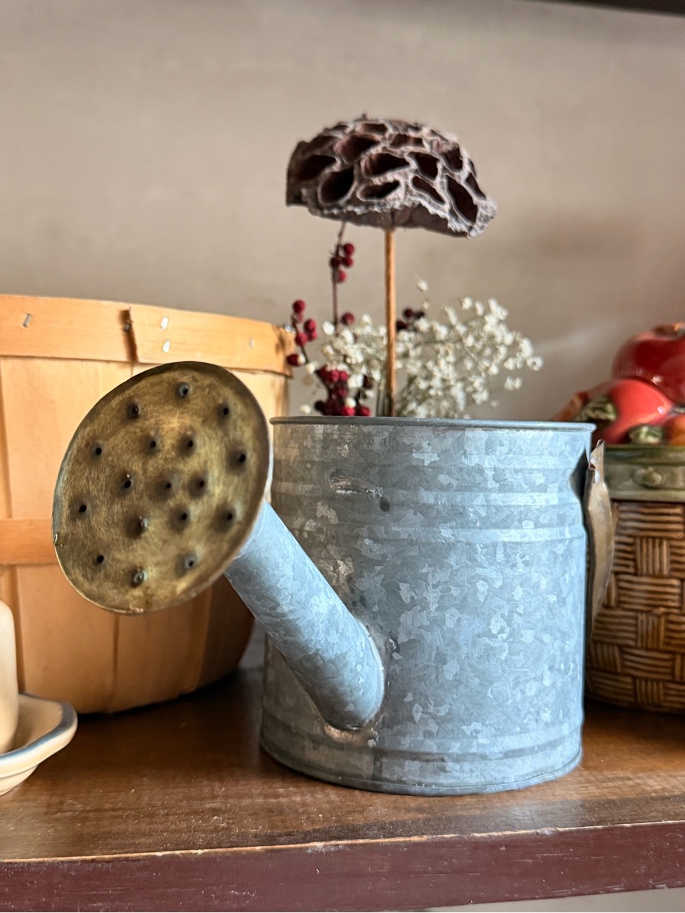 Rustic Metal Watering Can Farmhouse Cottage Garden Decor - Picture 7 of 9
